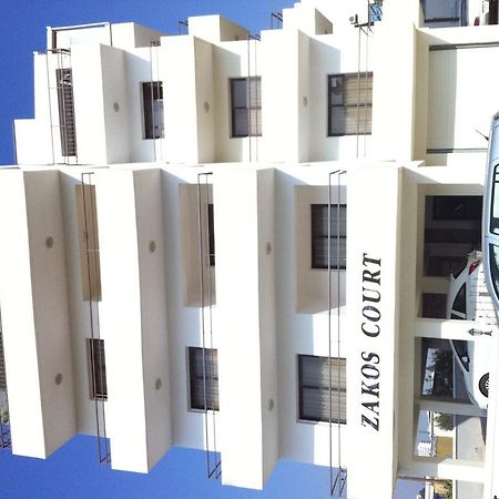 Zakos Court Apartments Larnaca Exteriér fotografie